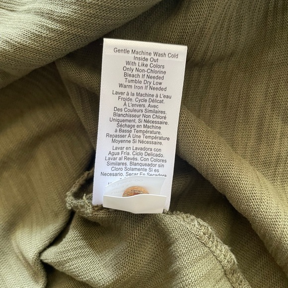 Nation LTD Olive Green Long Sleeve Blouse with Button Detailing Medium - Picture 5 of 5